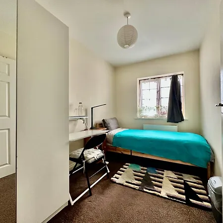 Romford Retreat Homestay